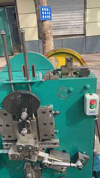 Machine de PP - joints de cerclage - expédition au Liban